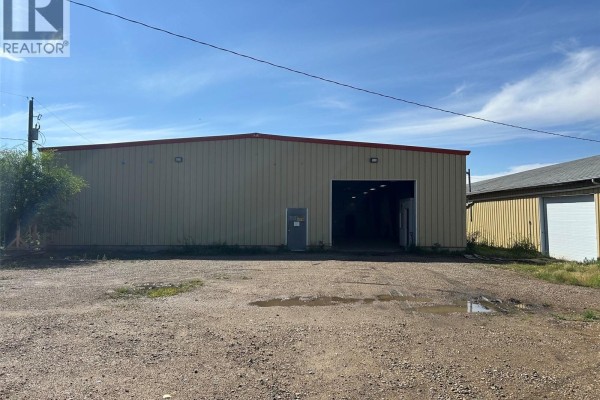530 Caribou Street E, Moose Jaw, SK S6H1L8 Photo 4