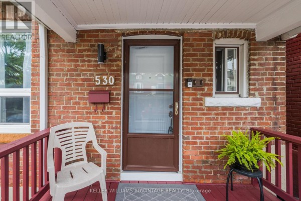 Den - 530 Carlaw Avenue, Toronto, ON M4K3J5 Photo 2