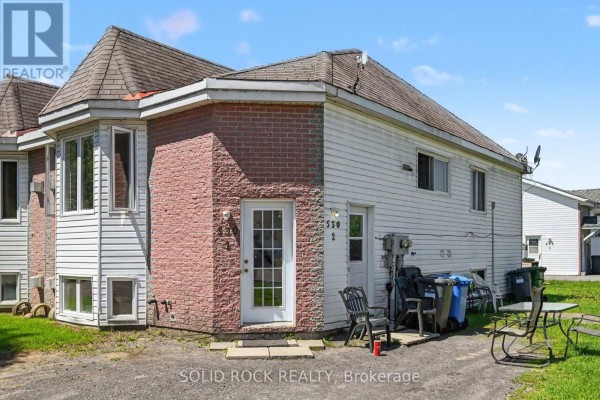Living room - 530 Mario Street, Hawkesbury, ON K6A3V4 Photo 2