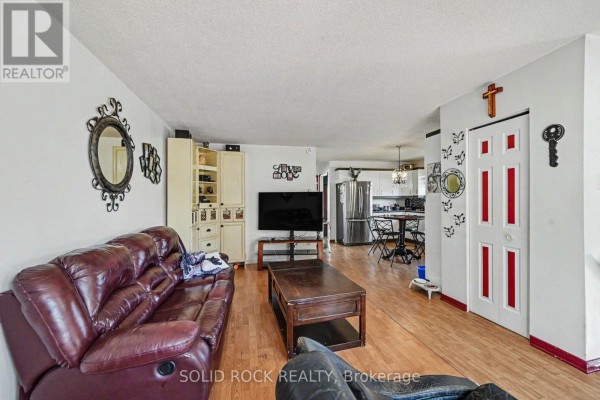 Bathroom - 530 Mario Street, Hawkesbury, ON K6A3V4 Photo 4