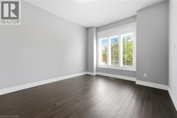 Primary Bedroom - 530 Pinery Trail, Waterloo, ON N2V2S4 Photo 5