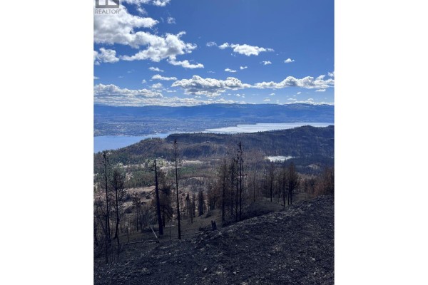 530 Rose Valley Road, West Kelowna, BC, photo 3