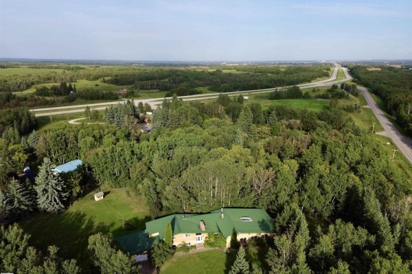 Kitchen - 53001 Rge Road 14, Rural Parkland County, AB T0E0H0 Photo 3