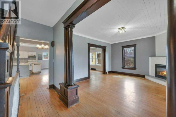 Living room - 5301 50 Street, Bentley, AB T0C0J0 Photo 4