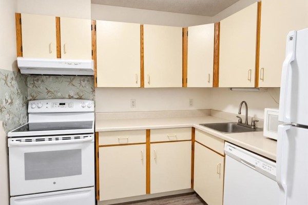 Storage - 5303 130 Plaza Drive, Winnipeg, MB R3T5K8 Photo 5