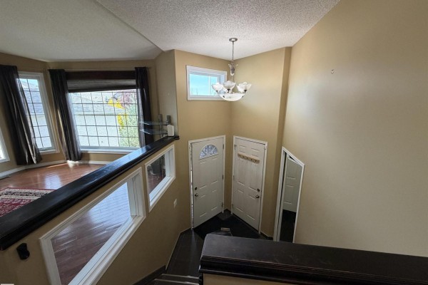Family room - 5304 155 Av Nw, Edmonton, AB T5Y2S6 Photo 4
