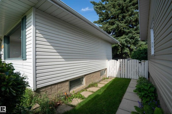 5307 105 St Nw, Edmonton, AB, photo 3