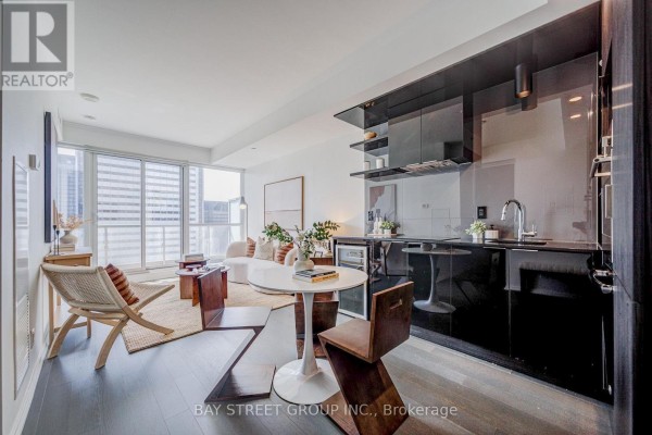 5308 - 70 Temperance Street, Toronto Photo 4
