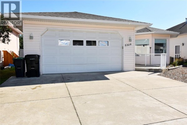 Laundry room - 5309 21 Street, Vernon, BC V1T9N2 Photo 3