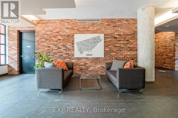 Kitchen - 531 - 88 Colgate Avenue, Toronto, ON M4M0A6 Photo 2