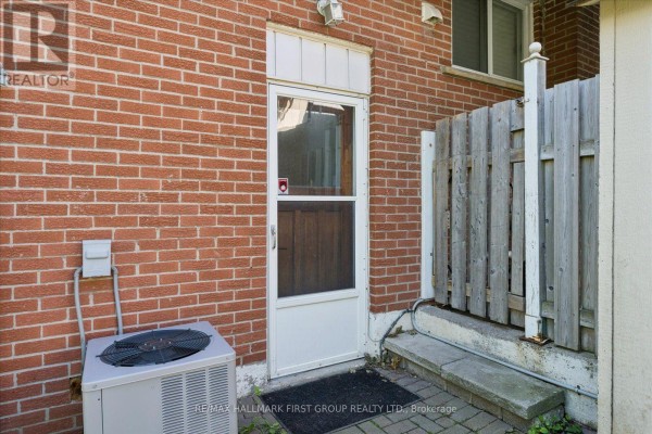531 Harmony Road S, Oshawa, ON, photo 3