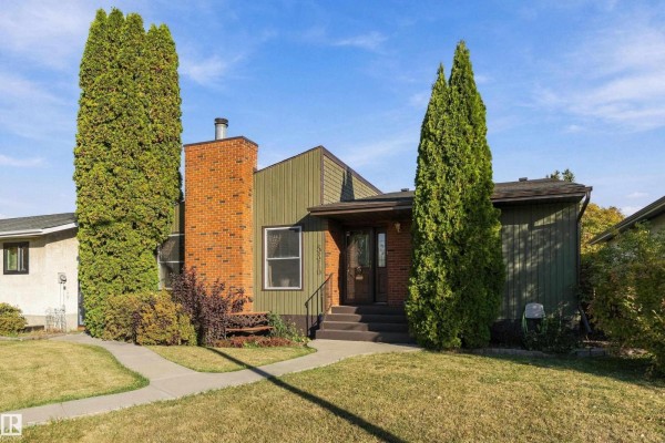 Residential for sale at 5310 18a Av Nw, Edmonton, AB - MLS® mgCEyj