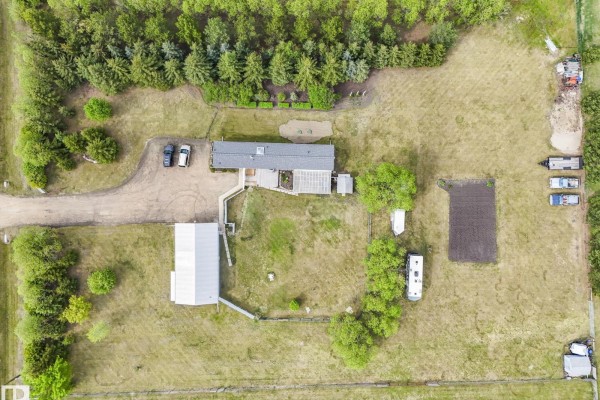 Kitchen - 53133 Rge Road 223, Rural Strathcona County, AB T8E2M4 Photo 3