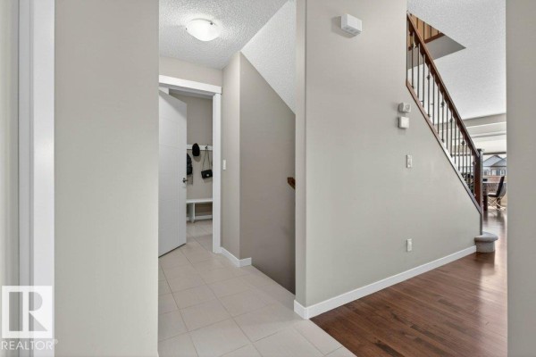 Primary Bedroom - 5315 20 Av Sw Sw, Edmonton, AB T6X1V4 Photo 5