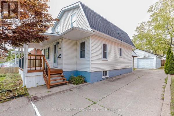 Kitchen - 5315 Ontario Avenue, Niagara Falls, ON L2E3R7 Photo 2
