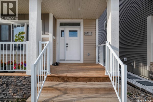 Foyer - 5316 Nicholson Avenue, Regina, SK S4V4B6 Photo 4