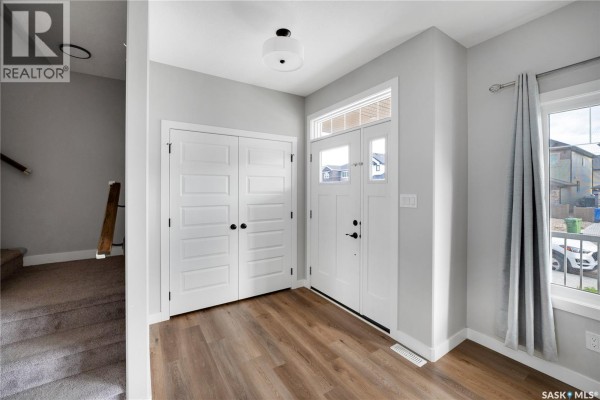 Mud room - 5316 Nicholson Avenue, Regina, SK S4V4B6 Photo 5