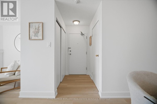 532 - 1450 Glen Abbey Gate, Oakville, ON, photo 3