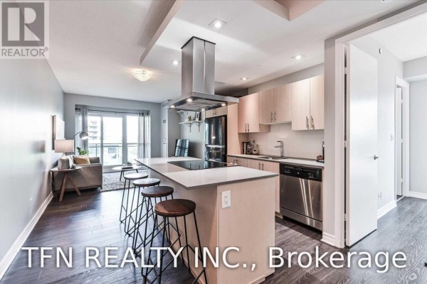 Kitchen - 532 - 165 Legion Road N, Toronto, ON M8Y0B3 Photo 3