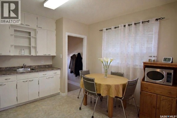 3pc Bathroom - 532 13th Street W, Prince Albert, SK S6V3G7 Photo 4