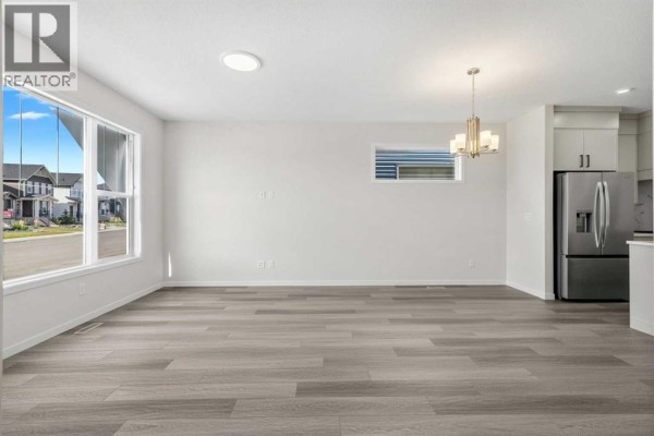 Kitchen - 532 Bridgeport Street, Chestermere, AB T1X3E6 Photo 4