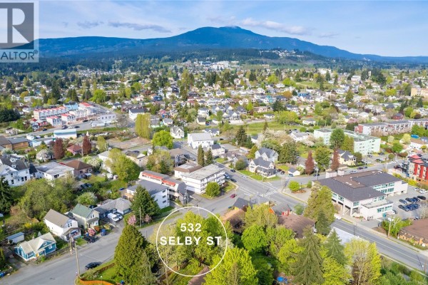 532 Selby St, Nanaimo, BC, photo 2