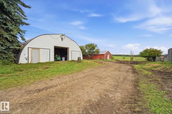 Kitchen - 53205 Rge Road 31, Rural Parkland County, AB T7Y0E3 Photo 3