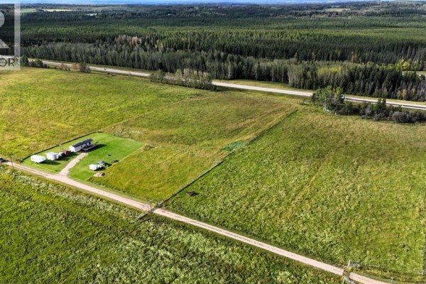 Den - 53208 Range Road 152, Rural Yellowhead County, AB T7E3C8 Photo 5