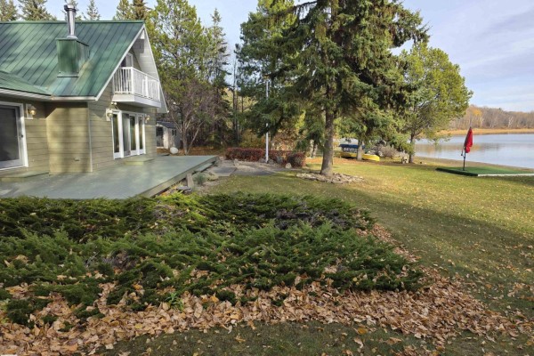 Primary Bedroom - 53221a Range Road 54, Rural Parkland County, AB T0E0S0 Photo 5