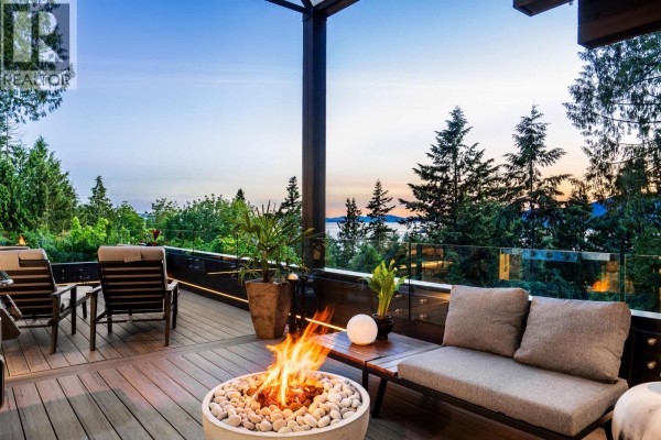 5325 Montiverdi Place, West Vancouver, BC V7W2W8 Photo 5