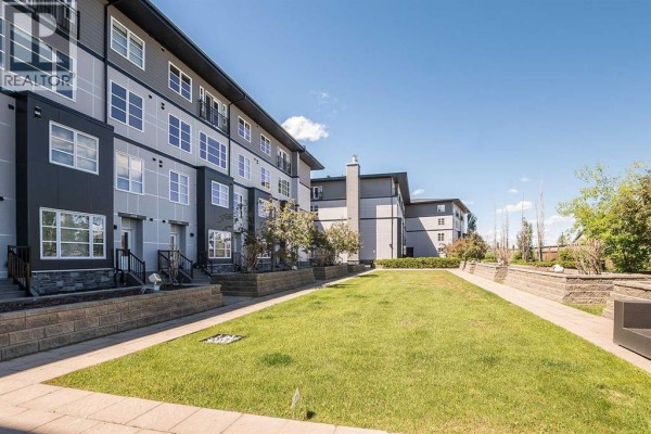 3pc Bathroom - 5327, 2660 22 Street, Red Deer, AB T4R3P5 Photo 2