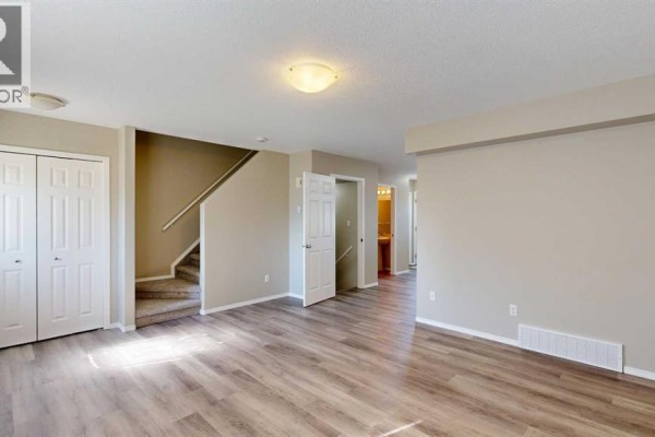 Bedroom - 5327 60 Street, Stettler, AB T4K1L7 Photo 4