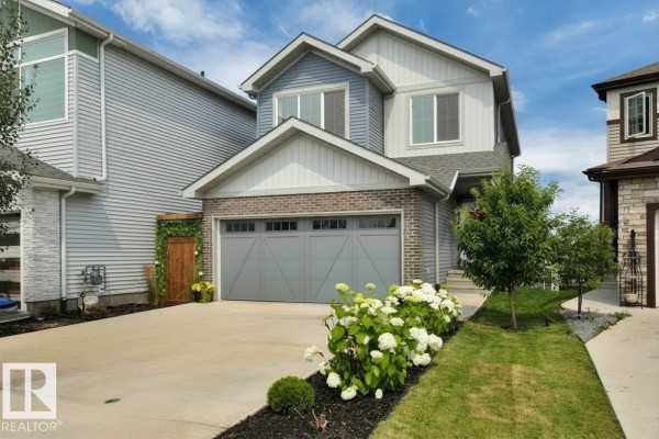 5329 Lark Ld Nw, Edmonton, AB, photo 2