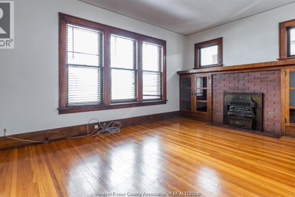 Kitchen - 533 Moy Avenue Unit# Lower, Windsor, ON N9A2N3 Photo 4