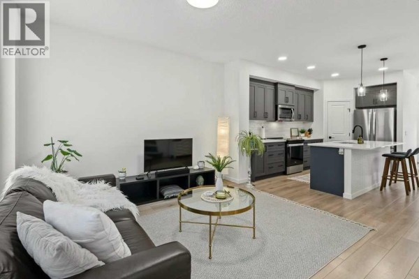 Living room - 533 Sage Hill Road Nw, Calgary, AB T3R1Y2 Photo 4