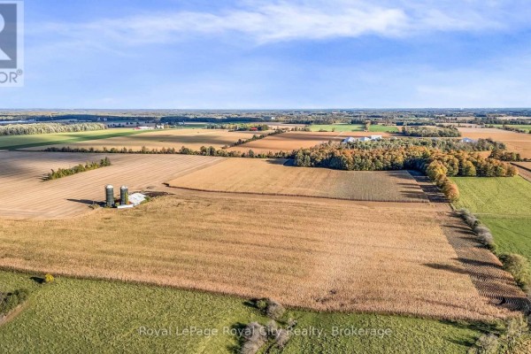 533 South River Road, Centre Wellington, ON N0B1S0 Photo 2