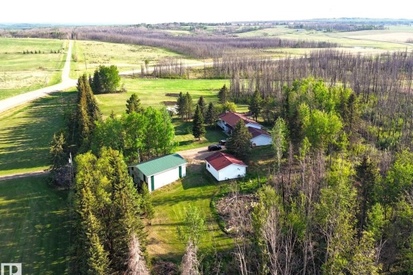 Kitchen - 53306 Rrd 75a, Rural Yellowhead, AB T0E0T0 Photo 3