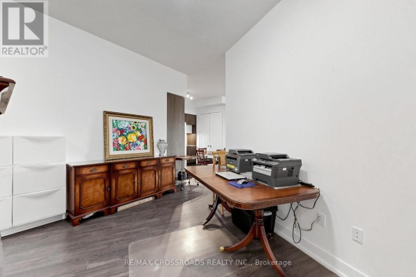 Bedroom 2 - 534 - 25 Adra Grado Way, Toronto, ON M2J0H6 Photo 5