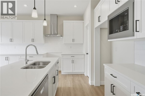 Mud room - 534 Cockcroft Court, Saskatoon, SK S7V1Y8 Photo 5