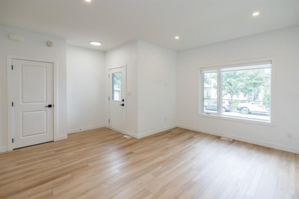 Dining room - 534 Kavanagh Street, Winnipeg, MB R2J0L4 Photo 2