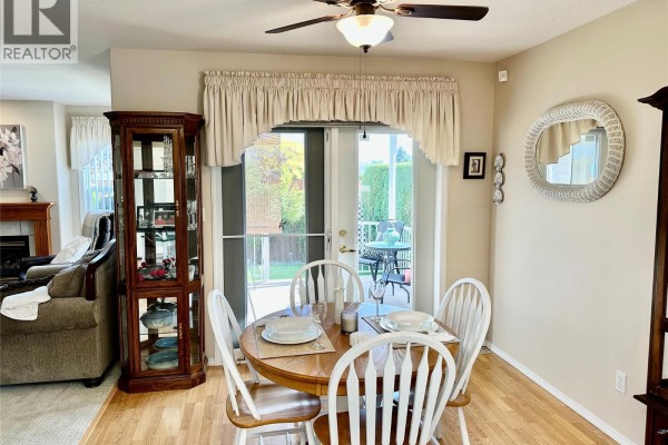 Primary Bedroom - 534 Redwing Drive, Penticton, BC V2A8N7 Photo 3