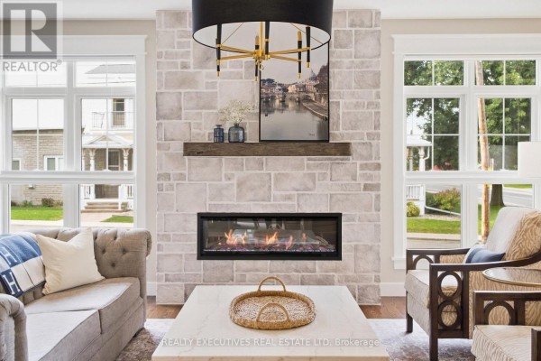 Family room - 534 St Lawrence Street, North Dundas, ON K0C2K0 Photo 4