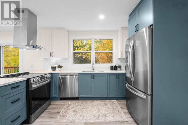 Kitchen - 534 St. Margaret's Bay Road, Halifax, NS B3N1K5 Photo 3