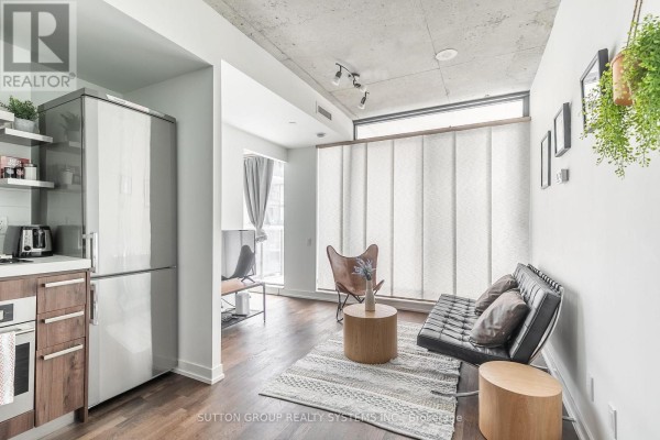 535 - 461 Adelaide Street W, Toronto, ON M5V0L6 Photo 5