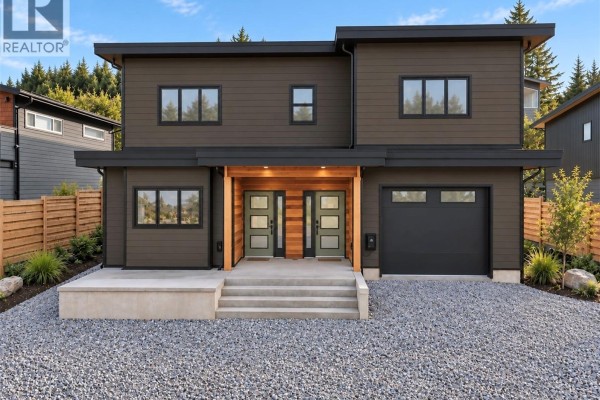 535 Gibson St, Tofino