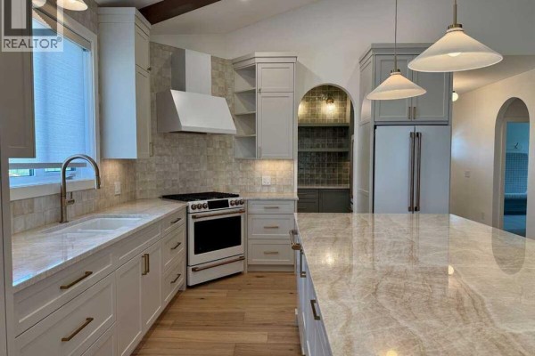 Kitchen - 535 Green Haven View, Rural Foothills County, AB T1S0R3 Photo 5