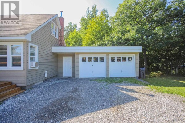 535 Macdonald Ave, Sault Ste  Marie, ON, photo 3