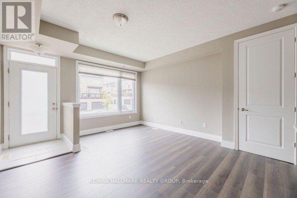 Primary Bedroom - 535 Ozawa Private, Ottawa, ON K1K4Z8 Photo 4
