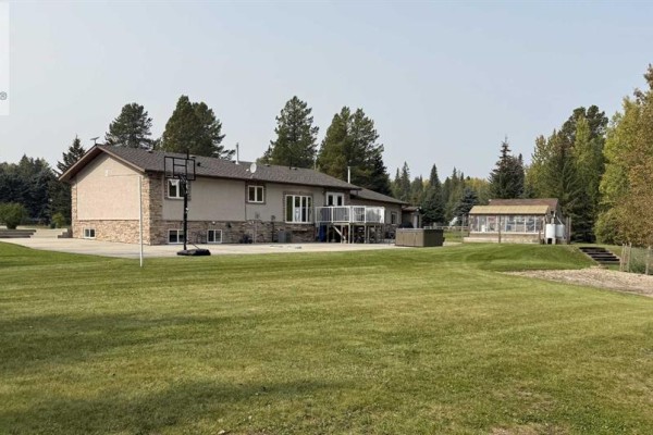 Bedroom - 53515 Range Road 165a, Rural Yellowhead County, AB T7E3K9 Photo 5