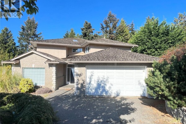 5358 Bayshore Dr, Nanaimo, BC, photo 3